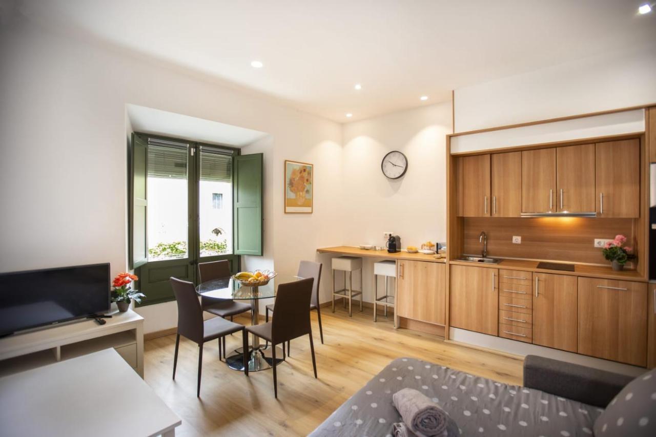 Apartament Al Cor Del Barri Vell De Girona Luaran gambar